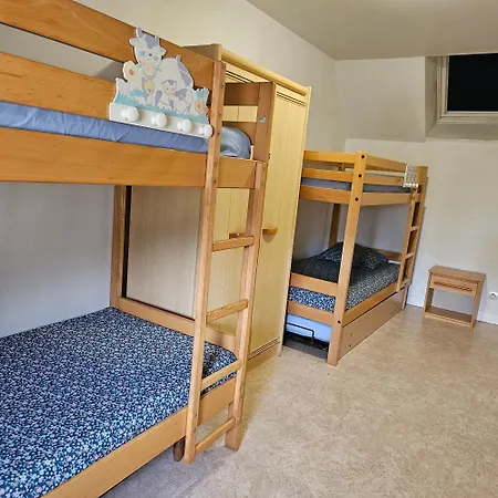 De La Terrette Tribehou